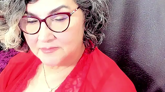 cataleya mom online show from May 2026 01:25:02 AM