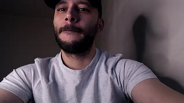 henryaxe online show from November 2025 04:10:02 AM