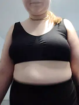 Snapshot of Kiarassecrets chatting on March 2026 05:47:01 PM Kiarassecrets online show from March 2026 05:47:01 PM