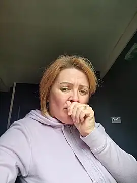 lady charlyne online show from March 2026 03:29:01 PM