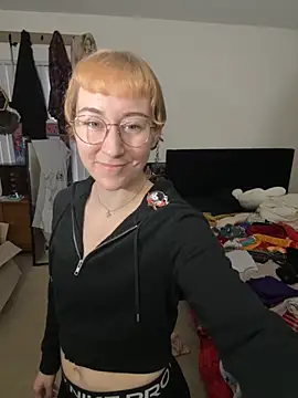 ketarisenup online show from November 2025 09:14:02 PM