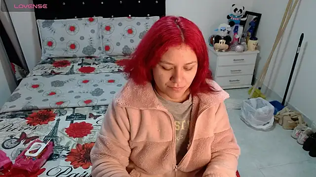 Snapshot of soniafuckboobs chatting on April 2026 12:33:02 PM soniafuckboobs online show from April 2026 12:33:02 PM