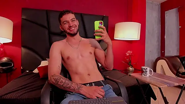 Michael magno online show from January 2025 06:16:01 PM