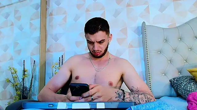 Michael magno online show from May 2026 11:56:01 PM