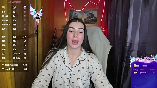 Snapshot of Fiery_Brunette_ chatting on December 2024 02:51:01 AM Fiery Brunette online show from December 2024 02:51:01 AM