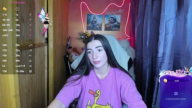 Snapshot of Fiery_Brunette_ chatting on January 2025 05:54:01 PM Fiery Brunette online show from January 2025 05:54:01 PM