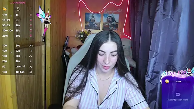 Snapshot of Fiery_Brunette_ chatting on January 2025 07:00:02 AM Fiery Brunette online show from January 2025 07:00:02 AM