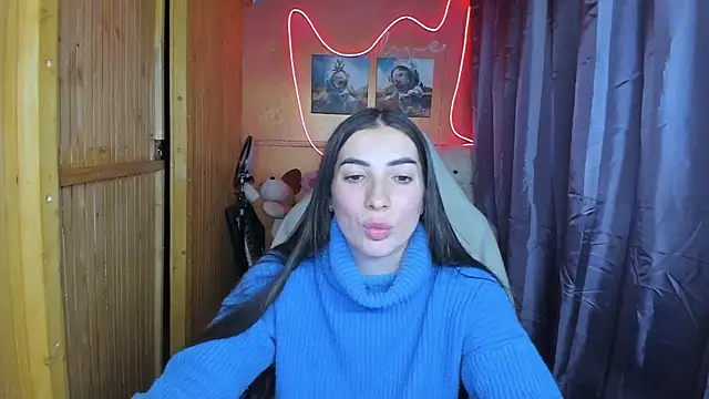 Snapshot of Fiery_Brunette_ chatting on February 2025 02:43:01 PM Fiery Brunette online show from February 2025 02:43:01 PM