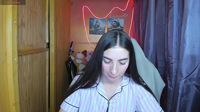 Snapshot of Fiery_Brunette_ chatting on February 2025 12:49:02 PM Fiery Brunette online show from February 2025 12:49:02 PM