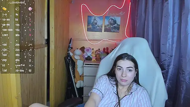 Snapshot of Fiery_Brunette_ chatting on March 2025 08:24:02 AM Fiery Brunette online show from March 2025 08:24:02 AM