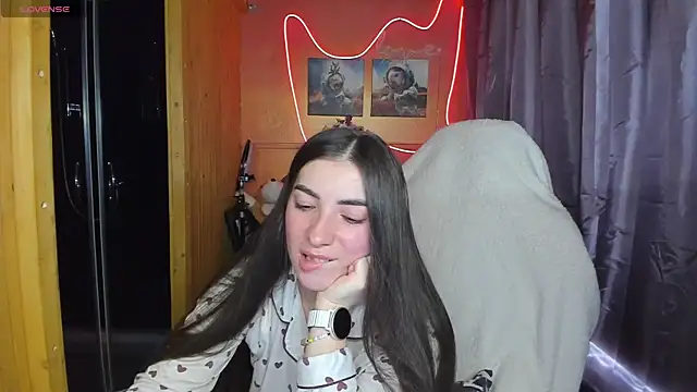 Snapshot of Fiery_Brunette_ chatting on March 2025 08:30:01 AM Fiery Brunette online show from March 2025 08:30:01 AM