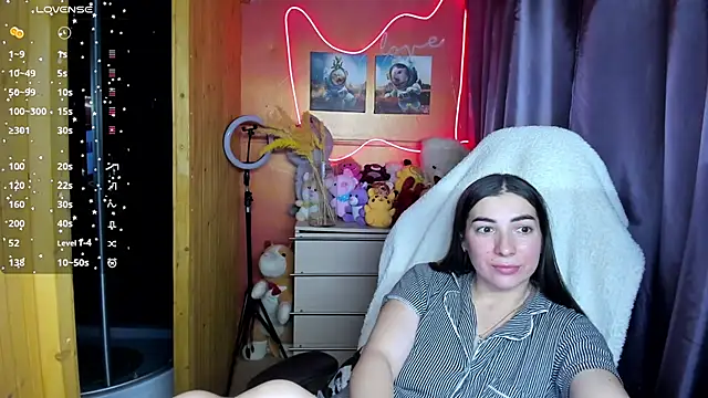 Snapshot of Fiery_Brunette_ chatting on November 2025 11:03:01 AM Fiery Brunette online show from November 2025 11:03:01 AM