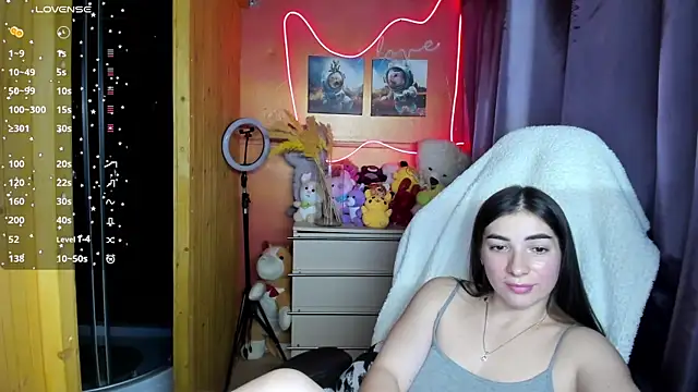 Snapshot of Fiery_Brunette_ chatting on November 2025 12:59:03 PM Fiery Brunette online show from November 2025 12:59:03 PM