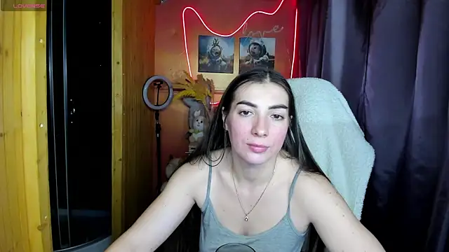 Snapshot of Fiery_Brunette_ chatting on November 2025 12:26:01 PM Fiery Brunette online show from November 2025 12:26:01 PM