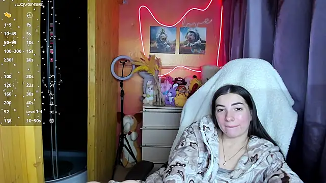 Snapshot of Fiery_Brunette_ chatting on November 2025 09:32:02 AM Fiery Brunette online show from November 2025 09:32:02 AM