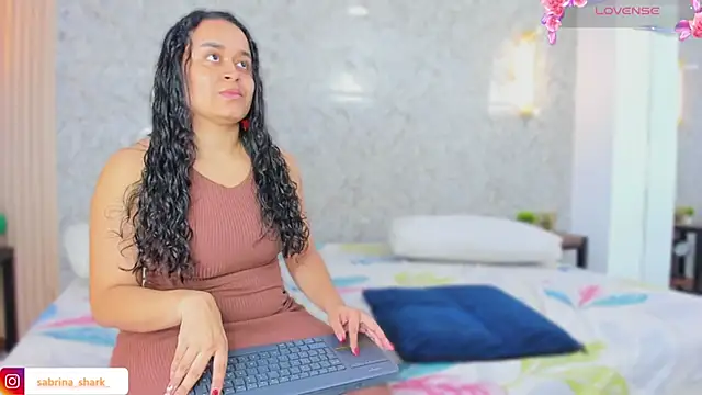 sabrina shark  online show from December 2025 03:03:01 AM