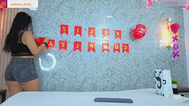 sabrina shark  online show from February 2026 01:32:01 AM