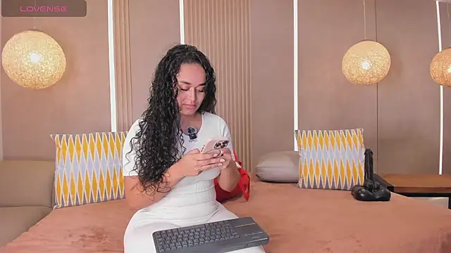 sabrina shark  online show from May 2026 01:12:01 AM
