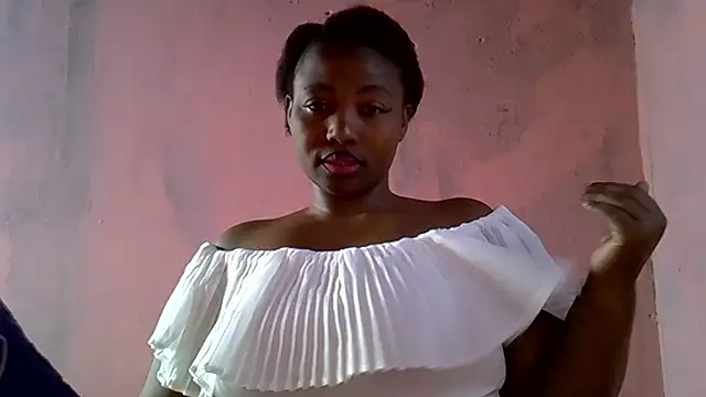 Snapshot of JUICYASSxxx chatting on December 2025 04:50:01 AM JUICYASSxxx online show from December 2025 04:50:01 AM