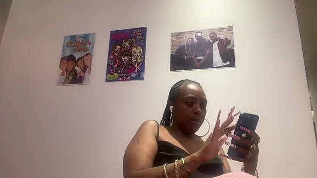 ChocolateCakeQueen online show from May 2026 01:22:01 AM