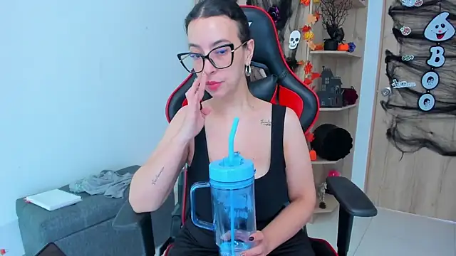 Snapshot of _amanda_seyfried19 chatting on November 2025 05:58:02 PM amanda seyfried19 online show from November 2025 05:58:02 PM