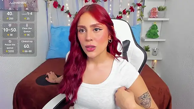 HazzelGray online show from December 2024 03:28:02 PM