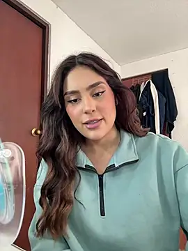 HazzelGray online show from February 2025 06:09:01 PM