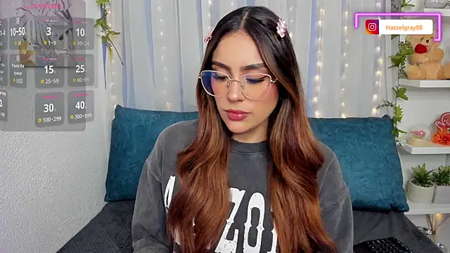 HazzelGray online show from January 2026 02:33:02 PM