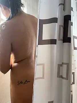 hannahb-e online show from March 2025 01:40:02 PM