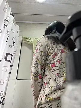 hannahb-e online show from February 2026 01:52:02 PM