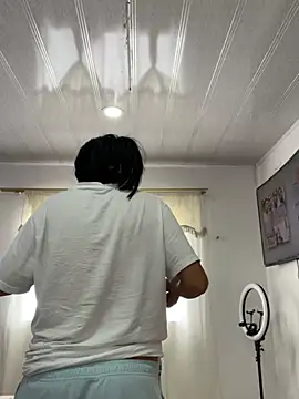 hannahb-e online show from March 2026 05:36:01 PM