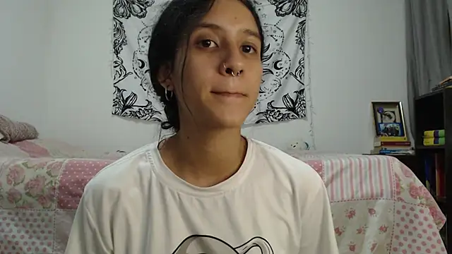 AlinaWoolf  online show from January 2025 11:44:02 PM