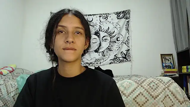 AlinaWoolf  online show from March 2025 04:30:02 AM