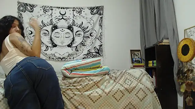 AlinaWoolf  online show from March 2025 05:05:02 AM