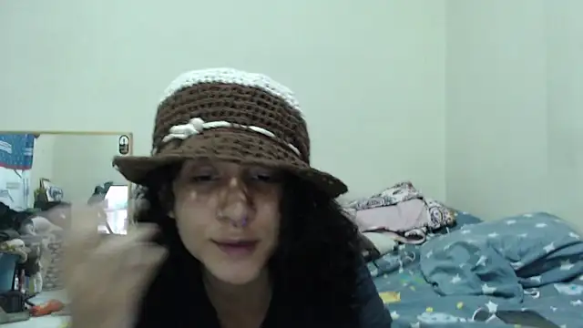 AlinaWoolf  online show from May 2026 04:07:02 AM