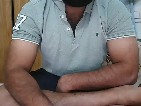 Snapshot of Tamil_Boy28 chatting on January 2025 04:43:01 PM Tamil Boy28 online show from January 2025 04:43:01 PM