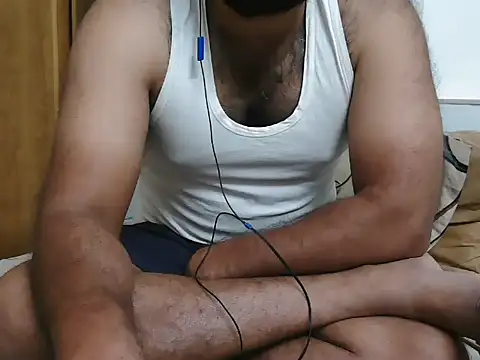 Snapshot of Tamil_Boy28 chatting on March 2025 05:15:01 PM Tamil Boy28 online show from March 2025 05:15:01 PM