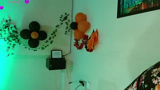 Snapshot of _samara chatting on October 2025 07:12:02 PM samara online show from October 2025 07:12:02 PM