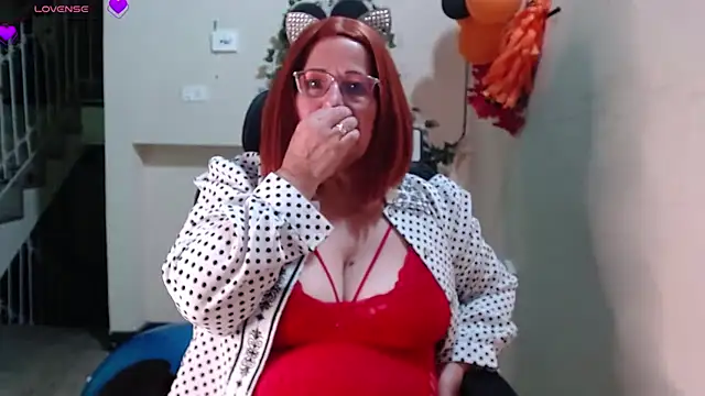 Snapshot of _samara chatting on October 2025 11:49:02 PM samara online show from October 2025 11:49:02 PM