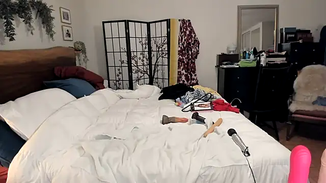 Snapshot of AlwaysAffirming chatting on February 2025 11:01:02 PM AlwaysAffirming online show from February 2025 11:01:02 PM