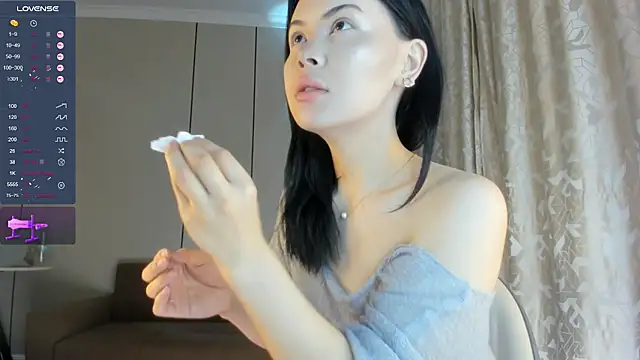 Liu Yifei  online show from February 2026 10:41:01 PM