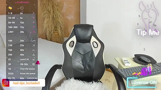 shenielxx online show from February 2026 01:40:01 PM