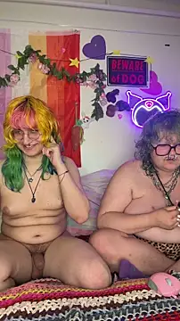 minervamidnite online show from April 2026 01:44:01 AM