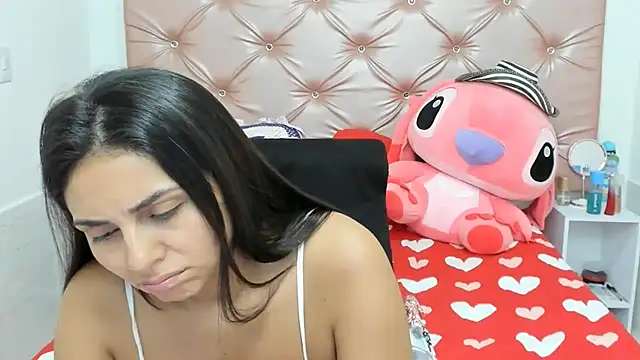 KatiaMoore online show from October 2025 03:28:01 AM