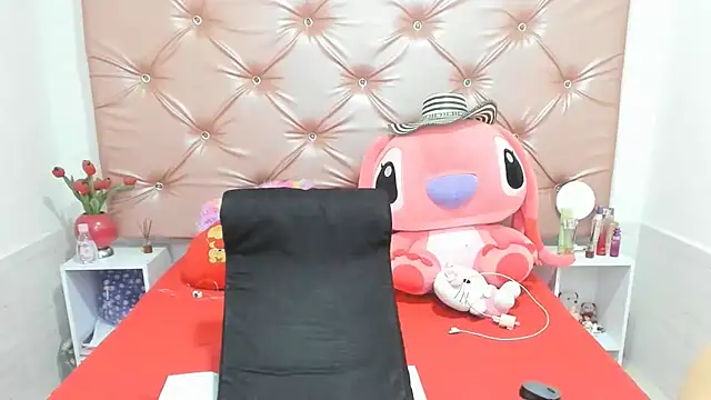 KatiaMoore online show from May 2026 03:15:01 AM