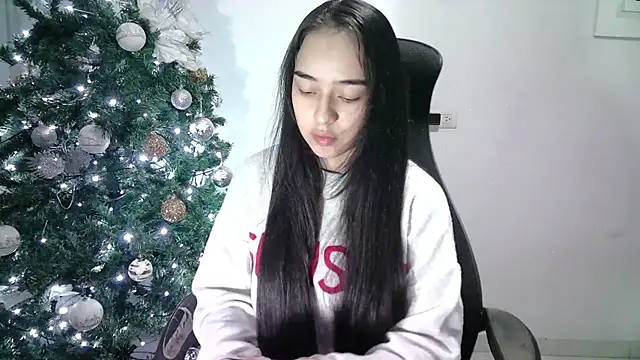 Snapshot of aineangeel chatting on January 2025 11:50:01 PM aineangeel online show from January 2025 11:50:01 PM