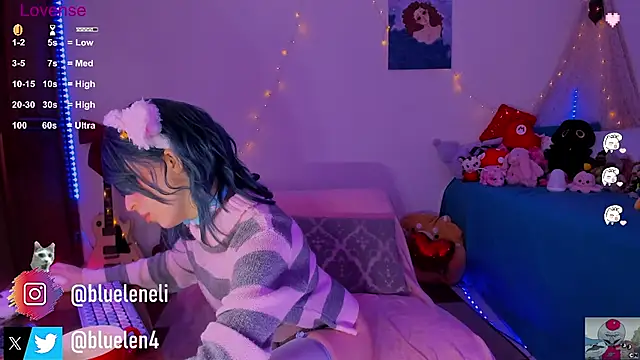 bluelen online show from February 2025 03:10:02 PM