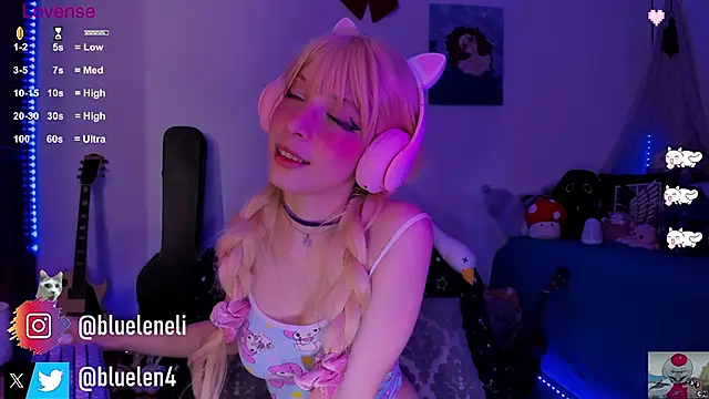 bluelen online show from March 2025 02:51:02 PM