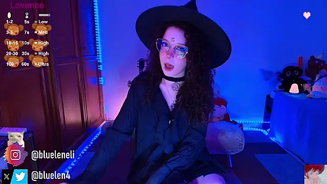 bluelen online show from October 2025 08:54:02 AM