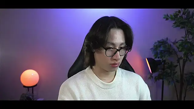 SrLuis18 online show from February 2025 10:30:01 PM